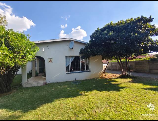 3 BEDROOM HOUSE FOR SALE IN SASOLBURG EXT 15